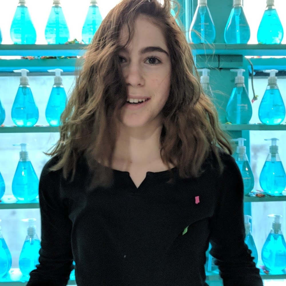 Meet your Posher, Ana